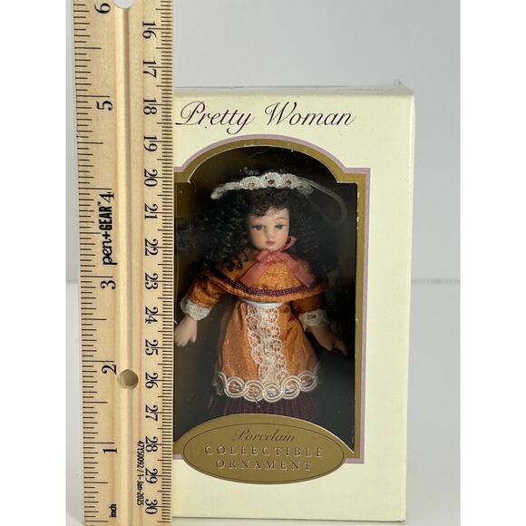 Pretty Woman Porcelain Doll Ornament Rust Orange Lace Dress Brunette 2004 DG - Picture 2 of 6